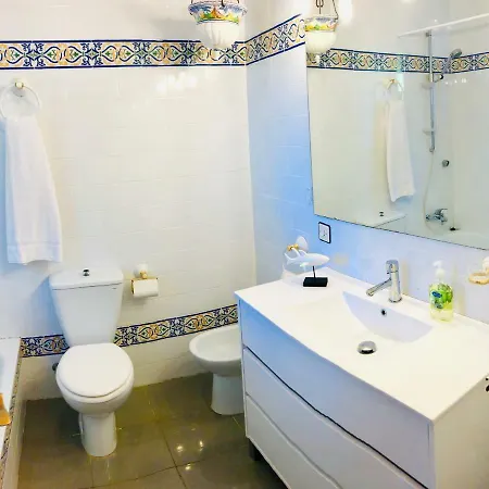 Los Laureles Holiday home *