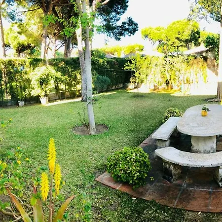 Los Laureles