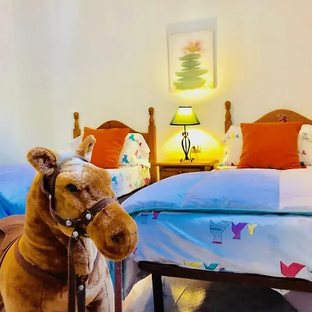 Los Laureles Holiday home