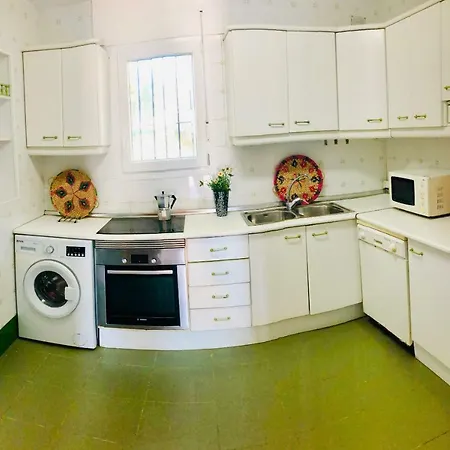Los Laureles Holiday home *